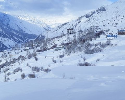 Snowy Gondhla in winter